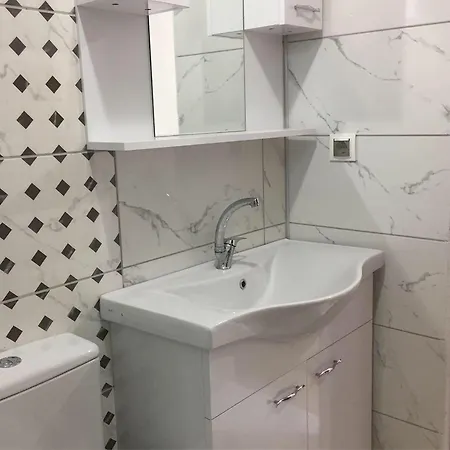 Assos Gunoven Butik Apart