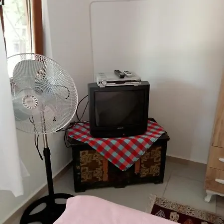 Assos Gunoven Butik Apart Ayvacik (Canakkale)